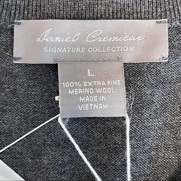 NWT Daniel Cremieux Men Signature V-Neck 100% Merino wool sweater Dark Gray - Picture 6 of 10